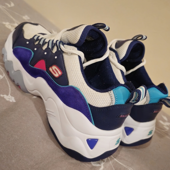 Sketchers D'lites 3 women's size 7 air cooled memory foam new condition - Picture 9 of 11